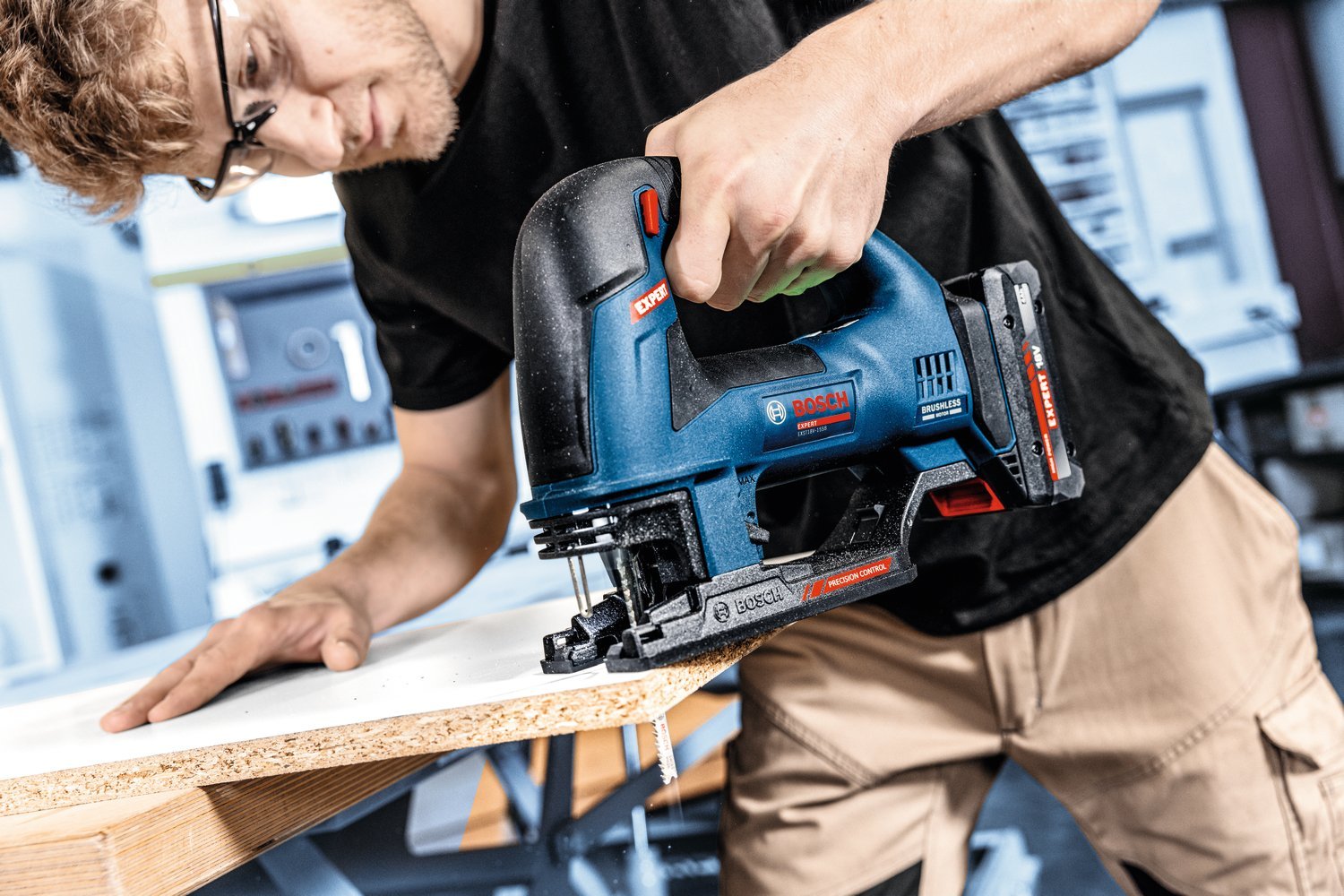 Bosch Professional dekupaj testere ile ahşap kesimi